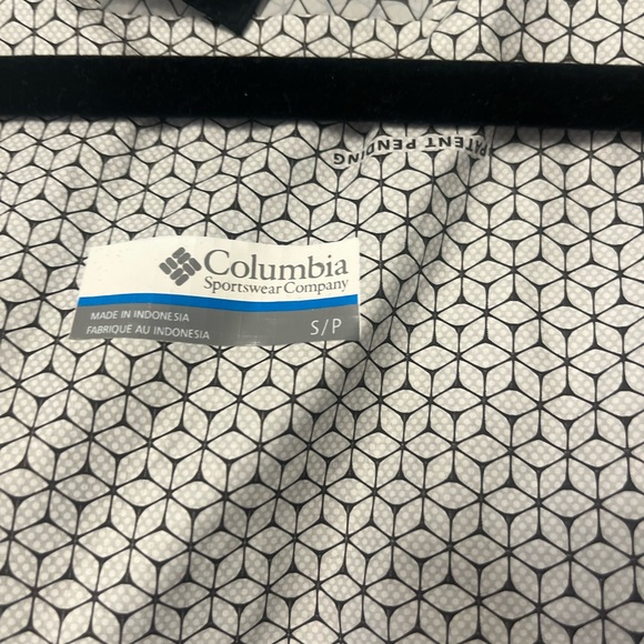 🖤 Black Columbia Rain Jacket, Size Small - Picture 4 of 9